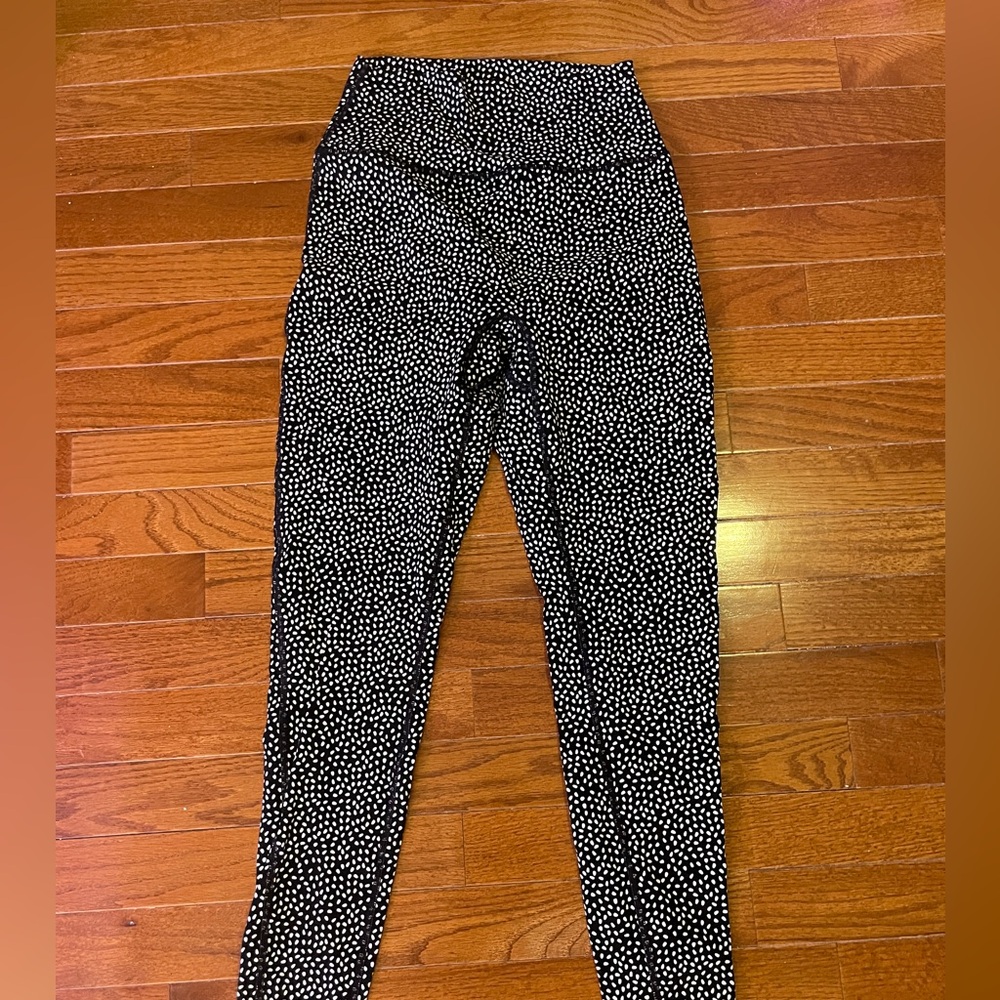 Buff bunny bossy print Black and White Patterned Leggings